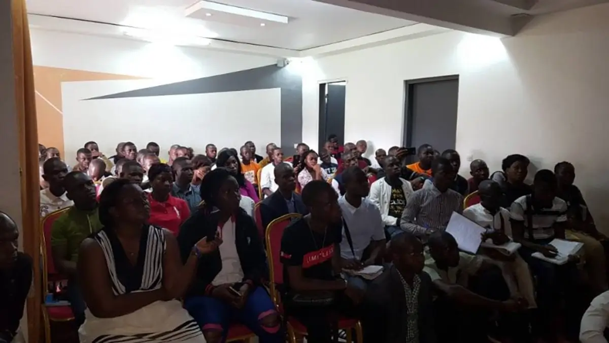 Qnetpro And Qnet Enhanced Compensation Plan Trainings Launched In West Africa 2 QNET Meeting in africa with big group of people