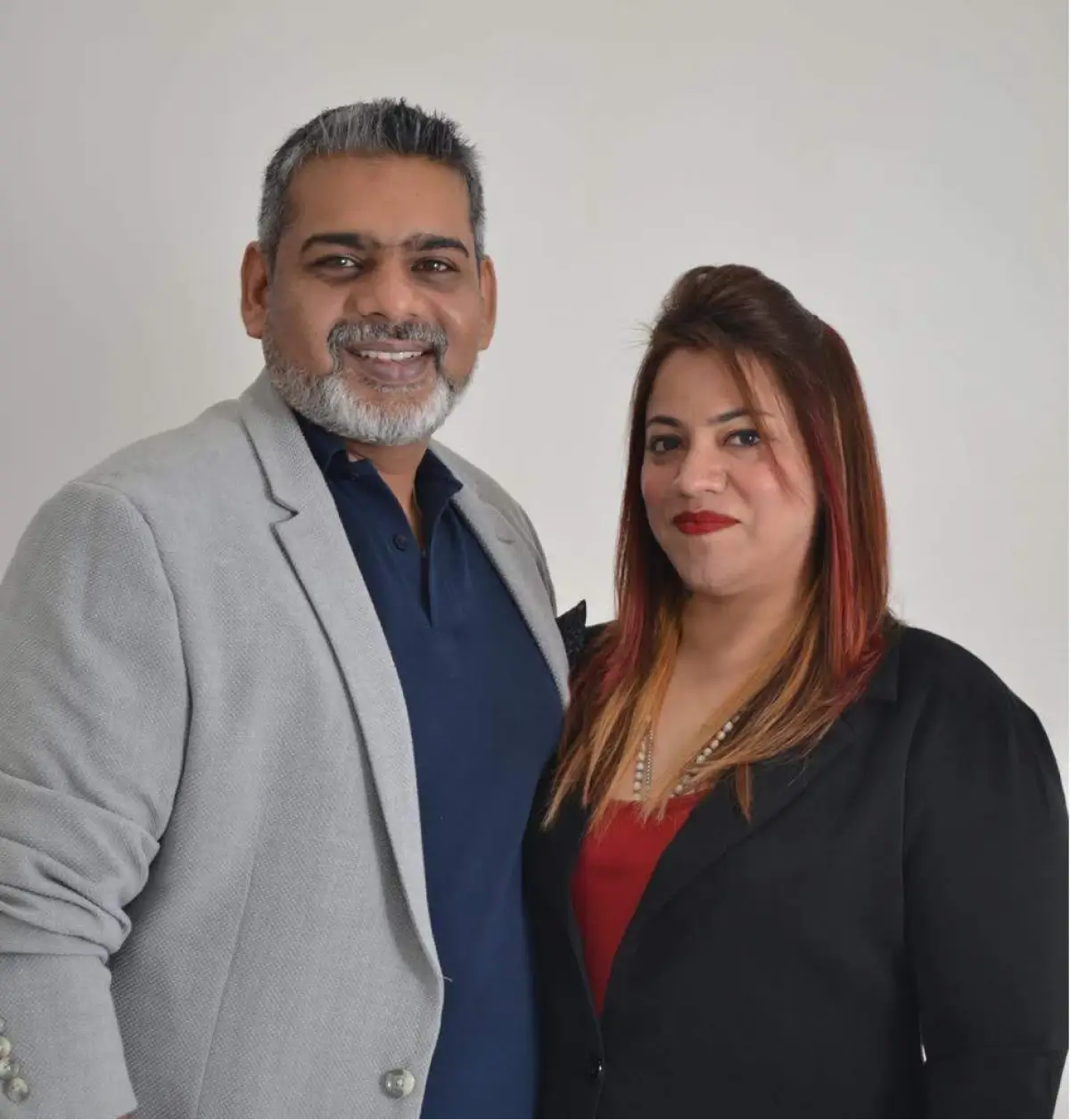 avp_digvijay_singh_and_wife