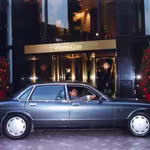 Dato Sri in a car outside