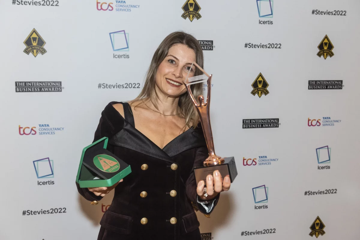 Qnet Awards: Here’s Everything We Won In 2022 3 QNET Turkey's Irmak Sutku receiving the International Business Award Stevie Trophy for QNET in 2022